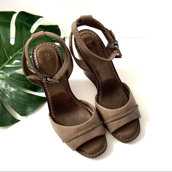 Frye Shoes - Frye sandals / platforms